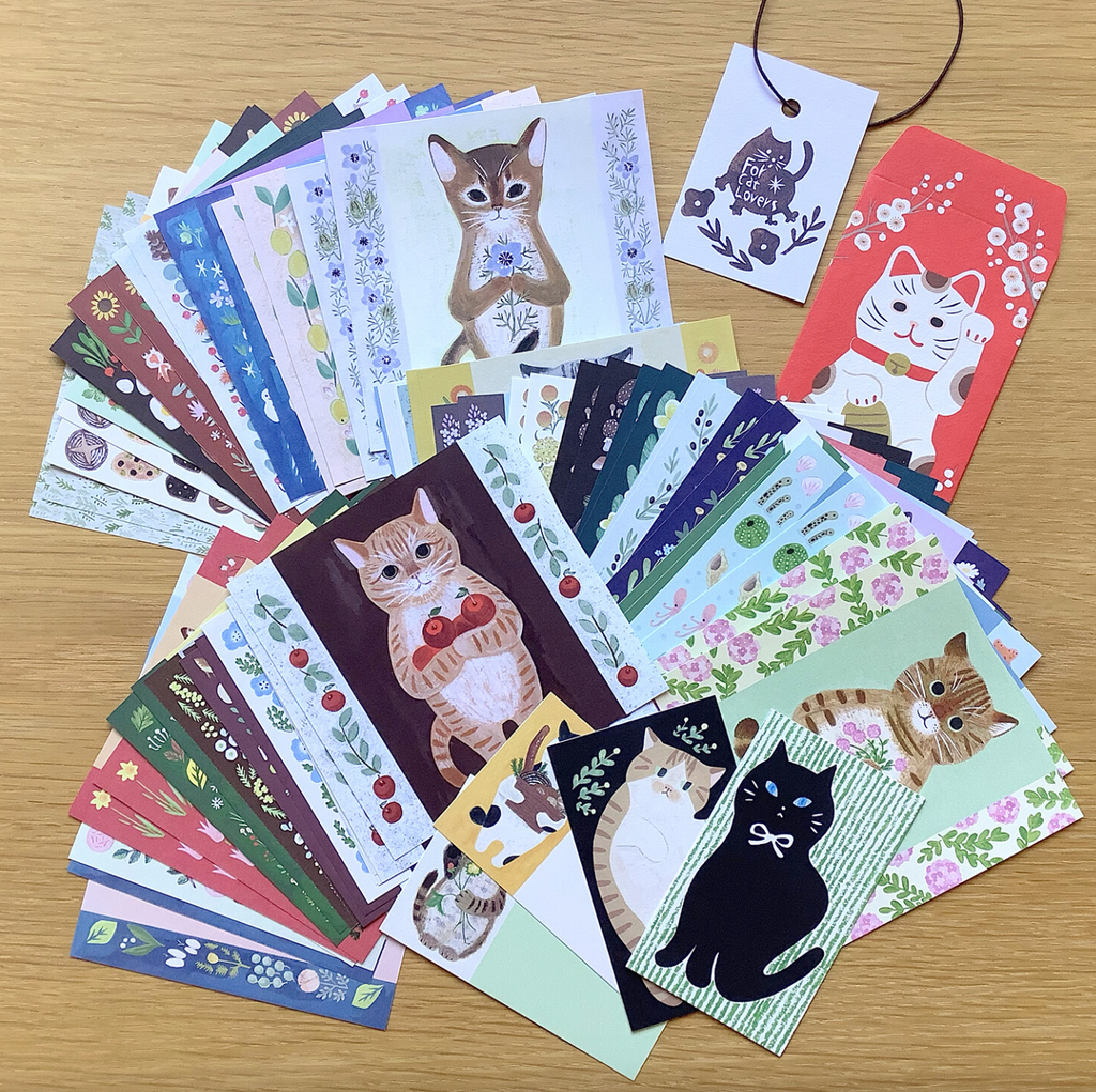 "For Cat Lovers" Letter Set