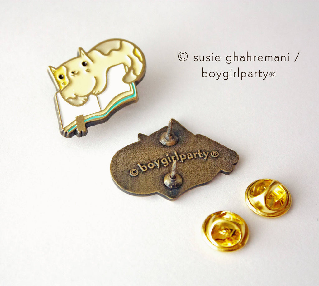 Book Cat Pin — Bookish Jewelry — Cute Calico Cat Enamel Pin